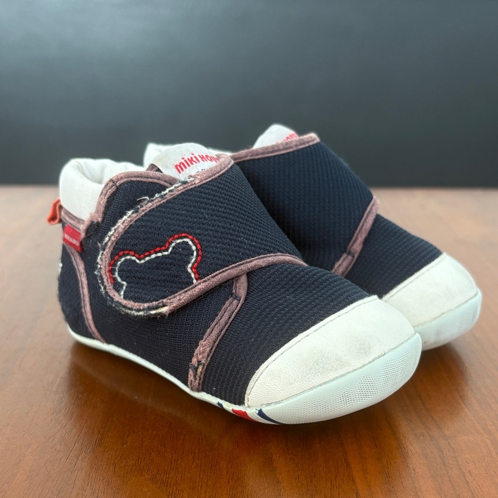 Miki House, bear-motif touch-strap sneakers, size 13.5